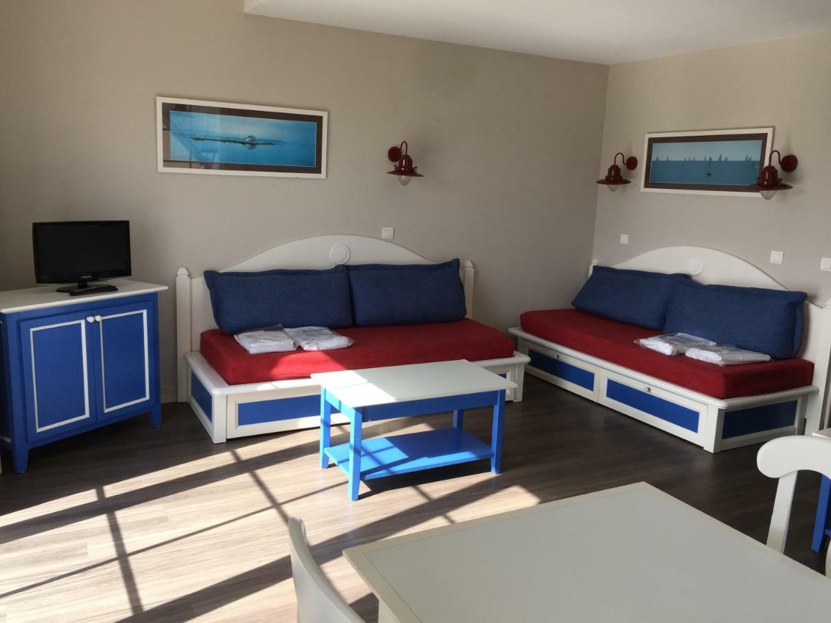 Vacances A L Ocean - T4 Grand Balcon Tout Confort - Wifi Et Parking Gratuits - Mer Plage Piscine A Environ 25 M - Centre Ville, Tous Commerces, Marche, Et Port A 10 Minutes A Pied En Longeant La Mer Guilvinec Zewnętrze zdjęcie
